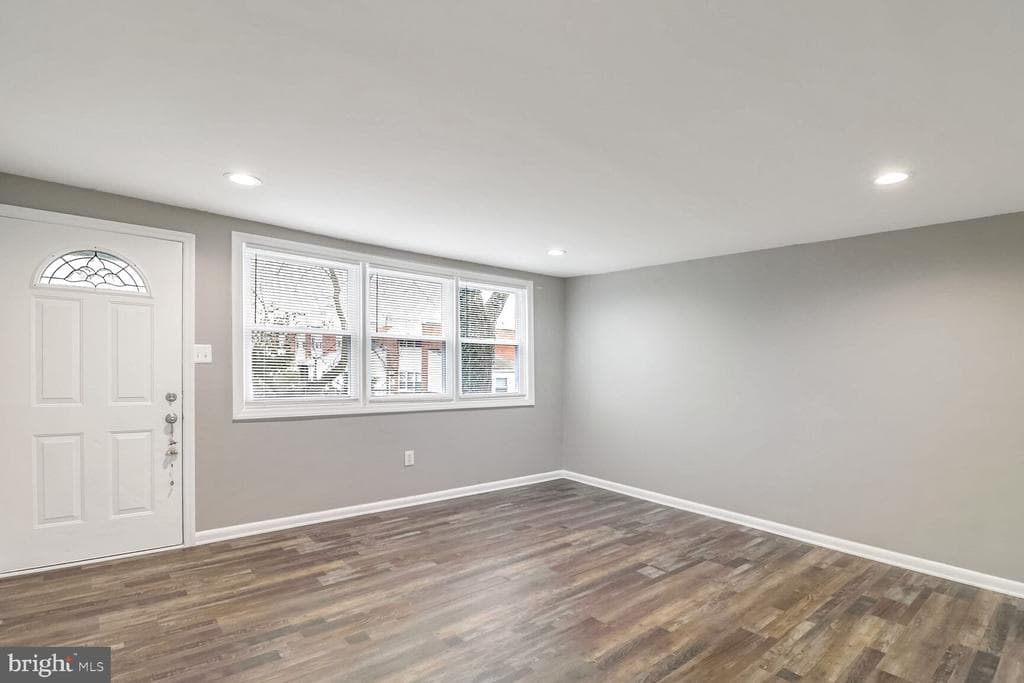 3176 Shiloh Court photo 1