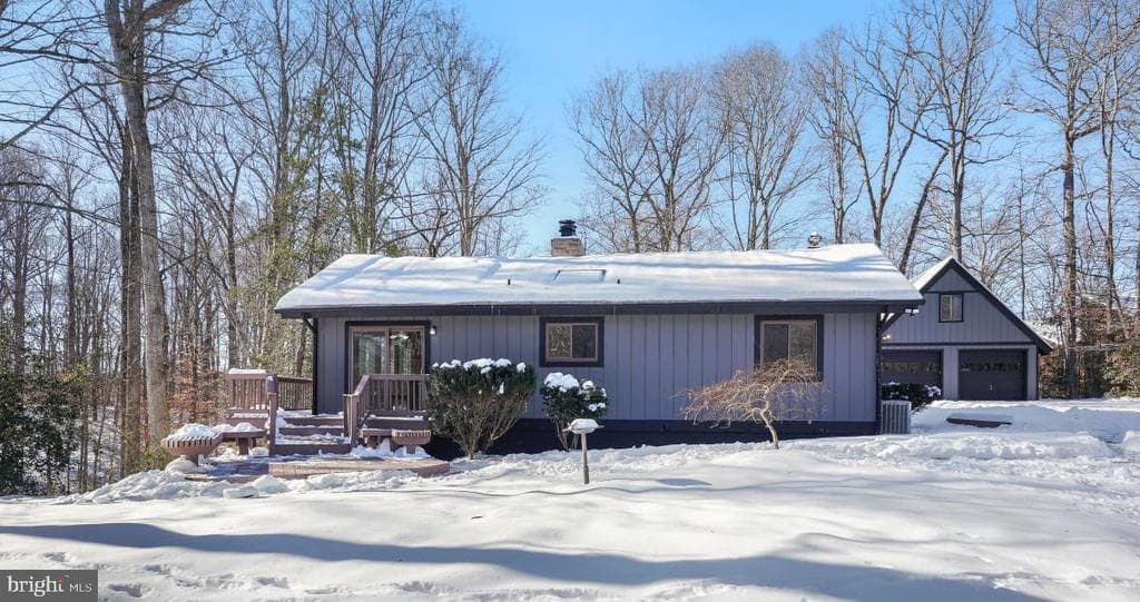 6181 Occoquan Forest Drive photo 1