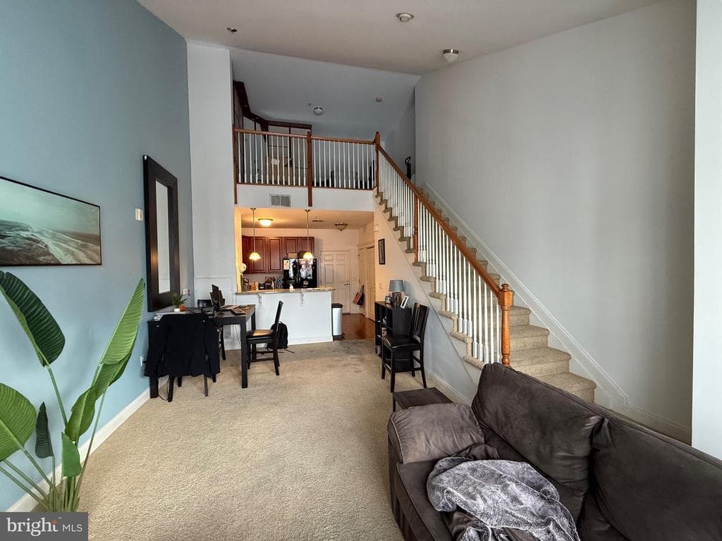 300 W Elm Street #2405 photo 1