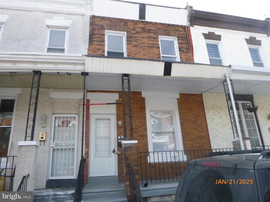 1824 S Conestoga Street photo 1