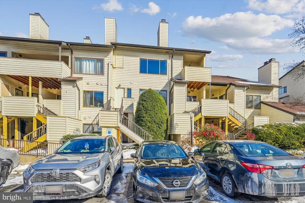 9716 Hellingly Place #211 photo 1