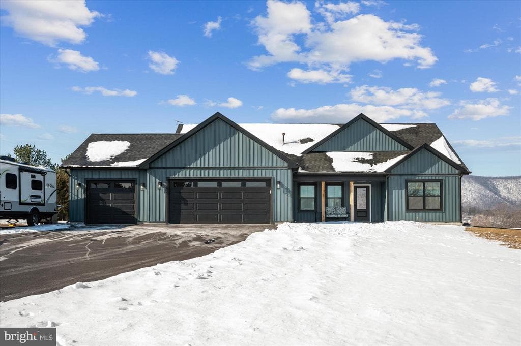1536 Apple Orchard Circle photo 1