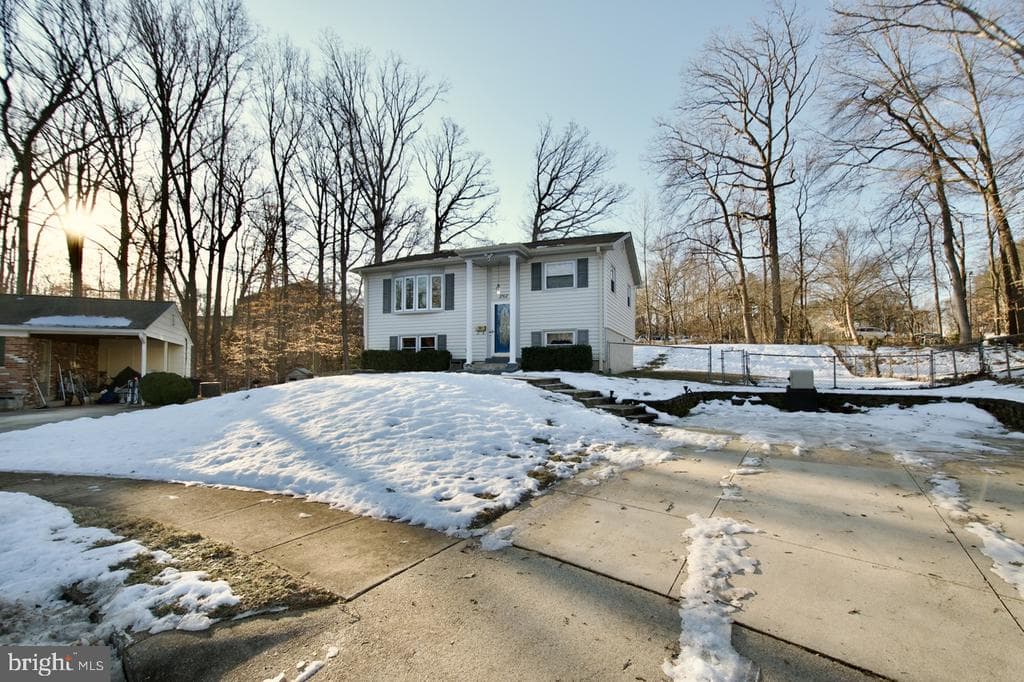 3703 Fairfield Lane photo 1