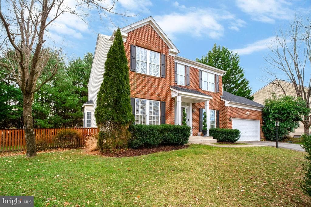 2405 Dale Brook Court photo 1