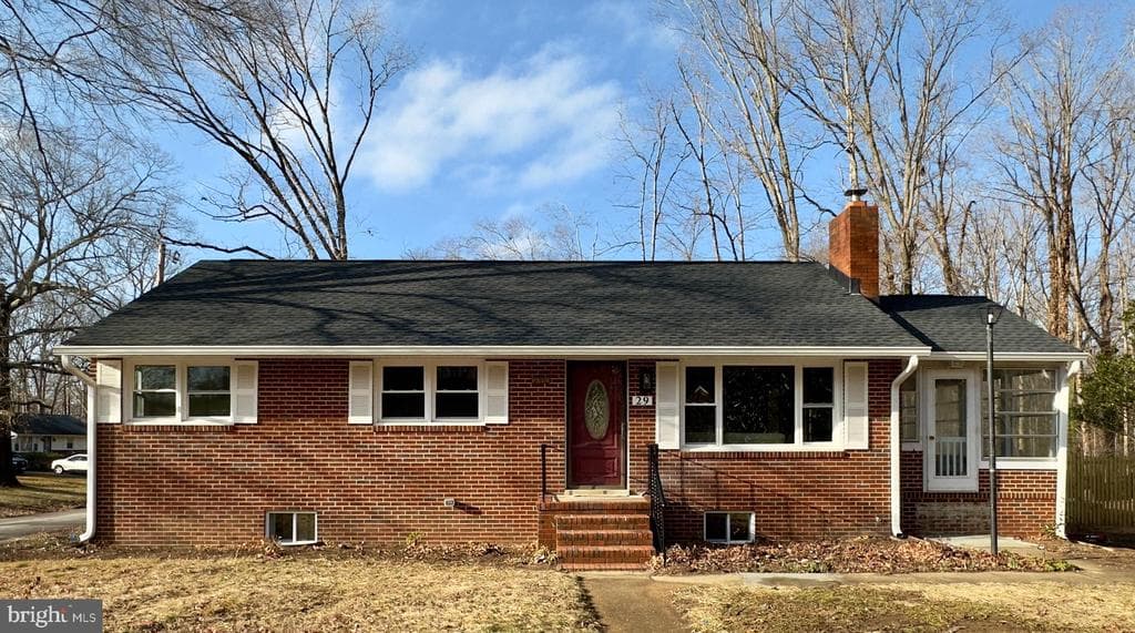 29 Tazewell Street photo 1