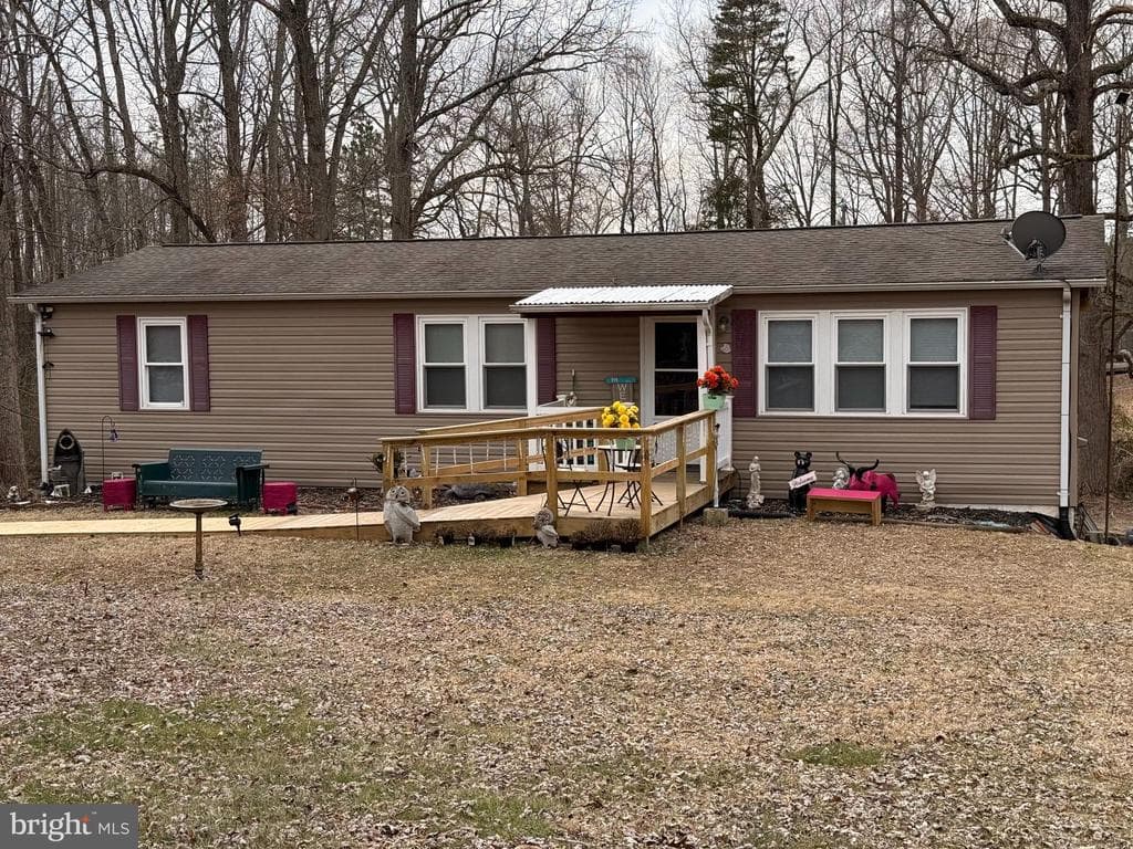 13744 Long Branch Road photo 1