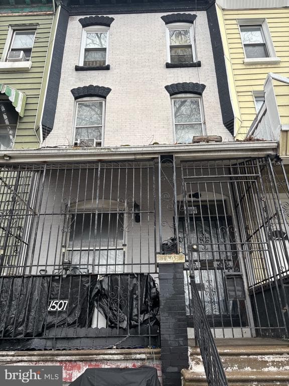 1507 Belmont Avenue photo 1