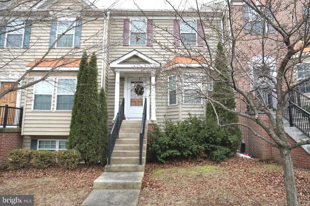 23 Riparian Lane photo 1
