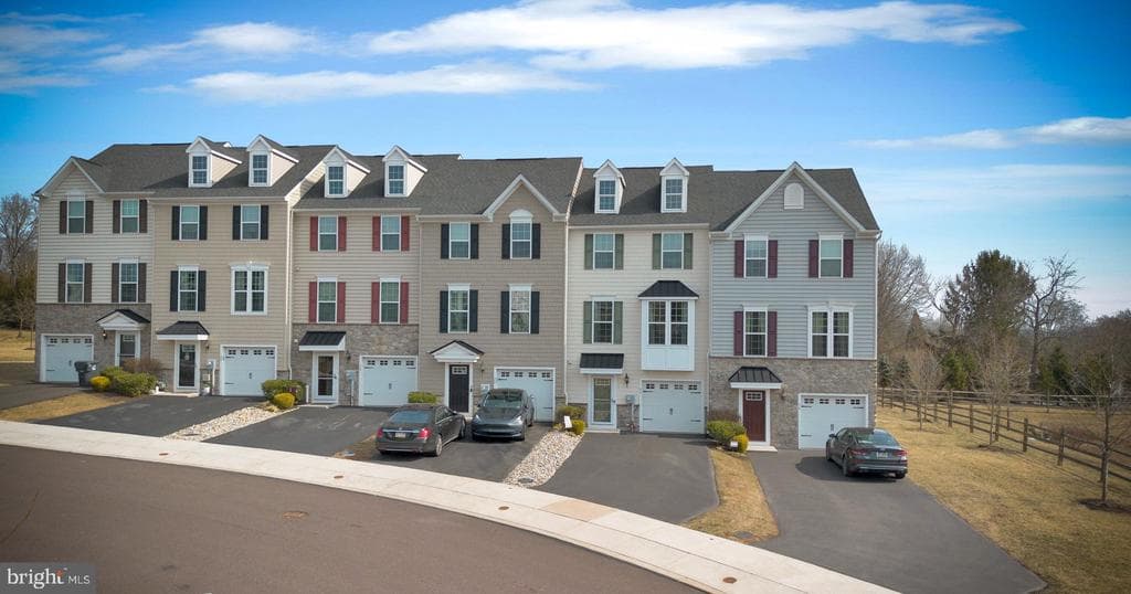 34 Jacob Way photo 1