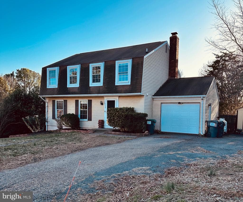 10115 Hillside Ln photo 1