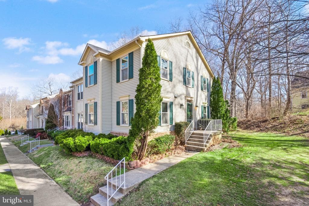7223 Olde Lantern Way photo 1