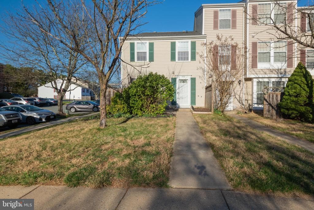 502 Palmtree Drive photo 1