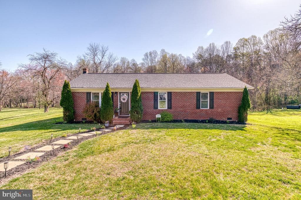10119 Jameson Lane photo 1