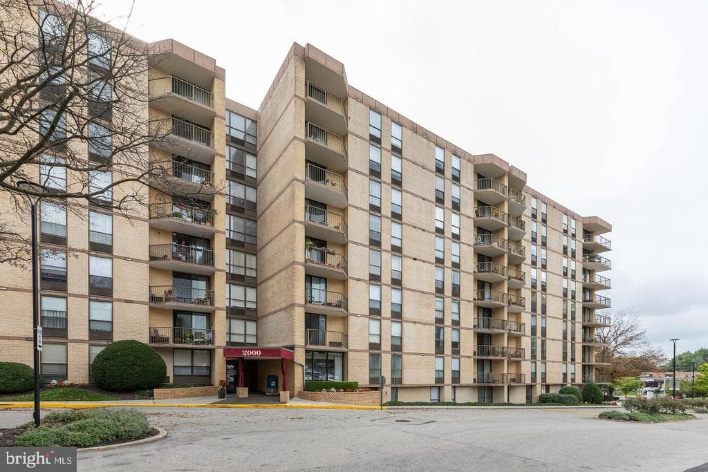666 W Germantown Pike #2709 photo 1