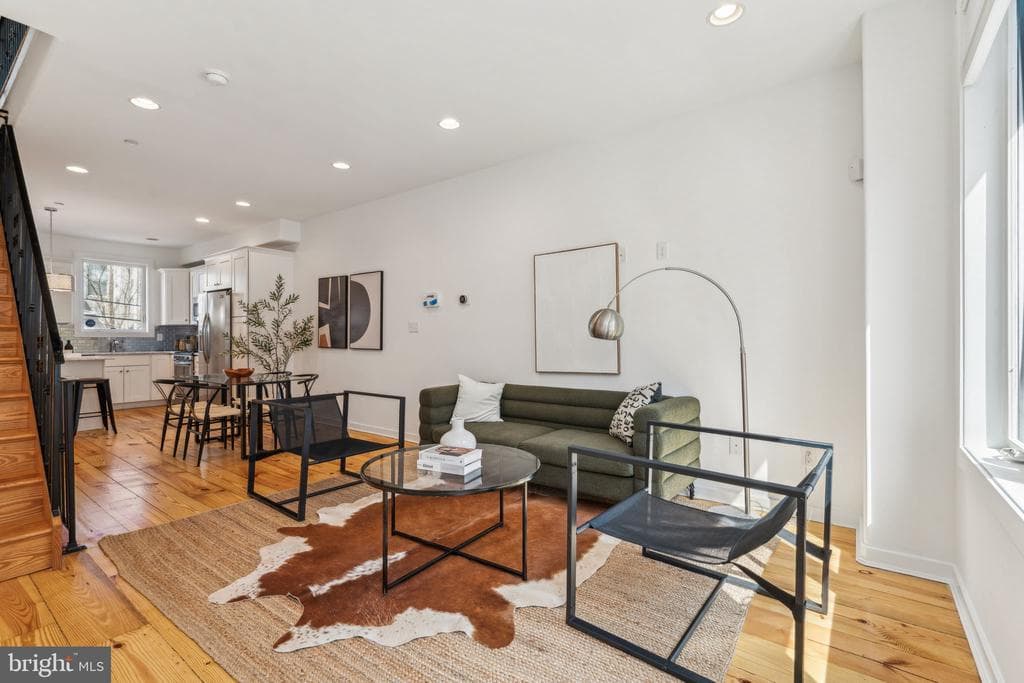 1524 S Dorrance Street photo 1