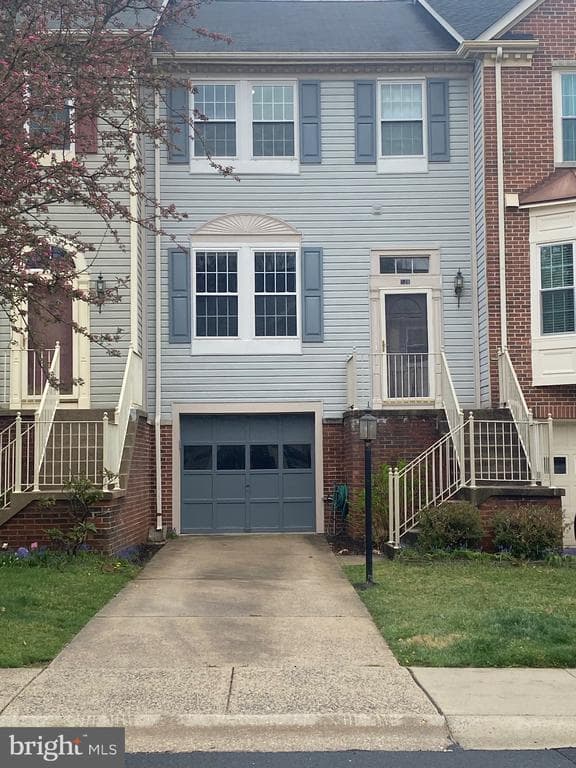 528 Beacon Hill Terrace photo 1