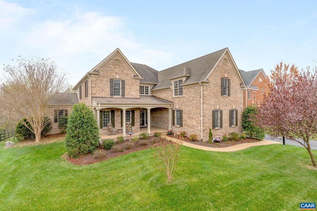 6658 Welbourne Ln photo 1