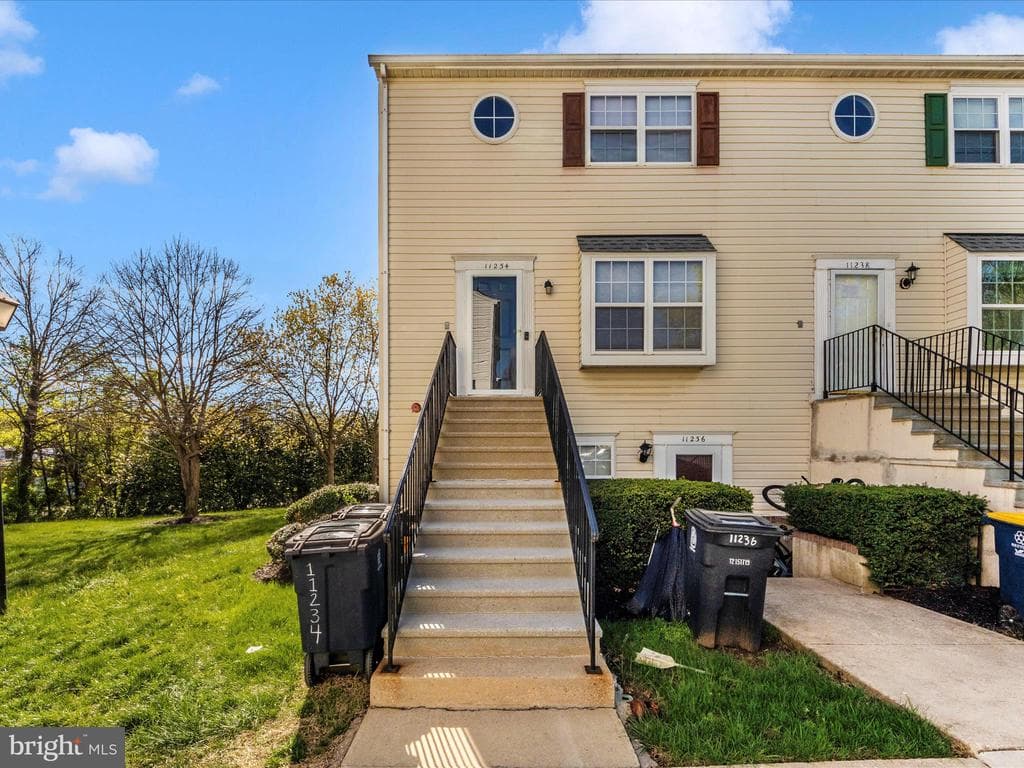 11234 Hannah Way #1 photo 1