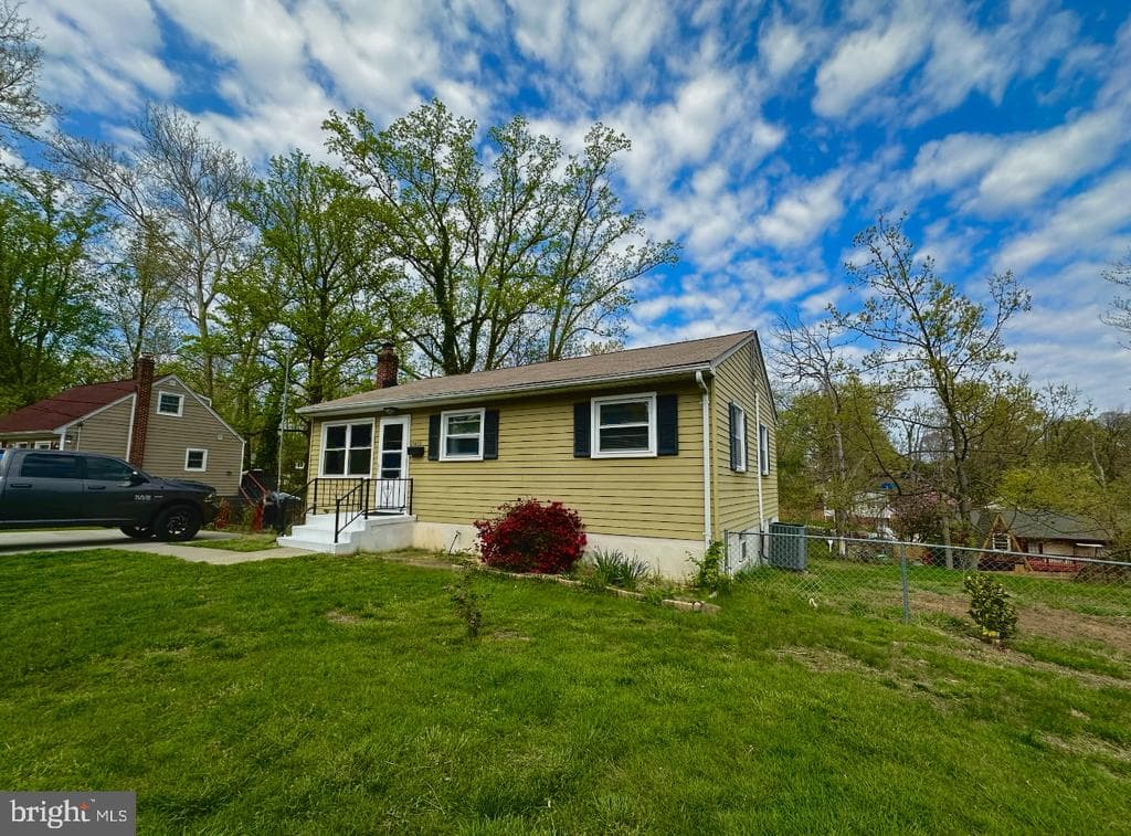 13430 Forest Glen Road photo 1
