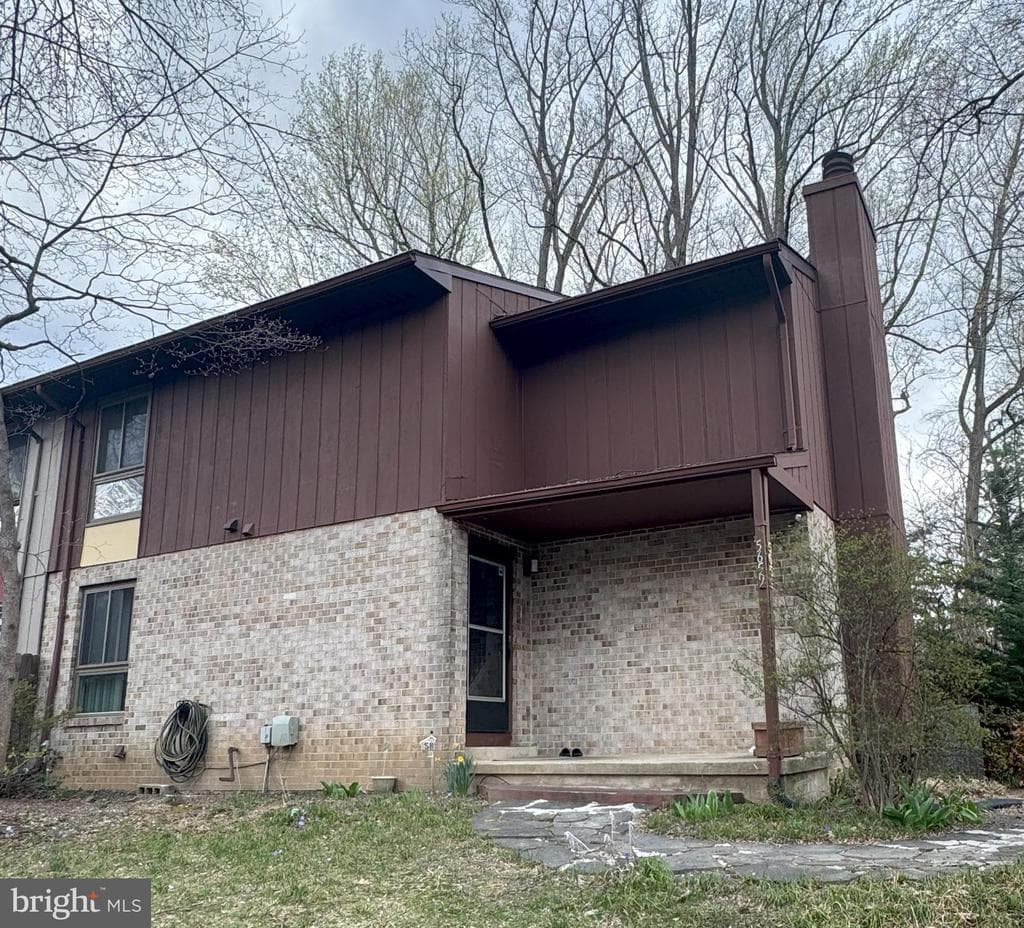 5659 Thicket Lane photo 1