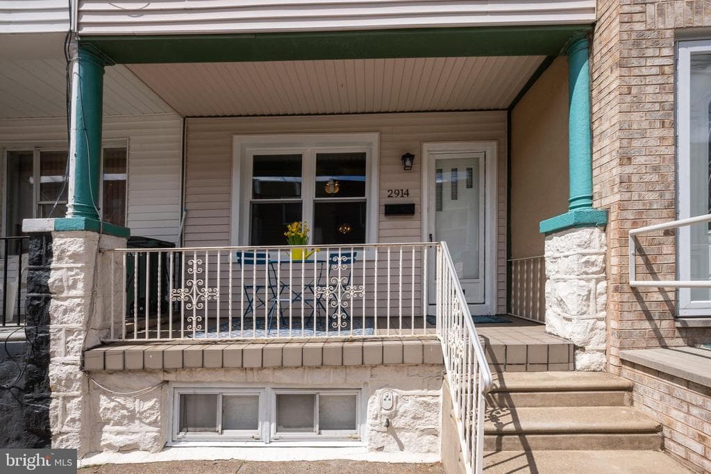 2914 S Sydenham Street photo 1