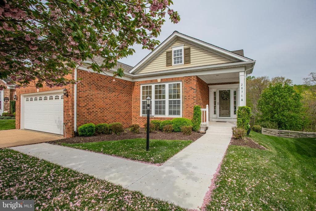 2036 Cheltenham Court photo 1