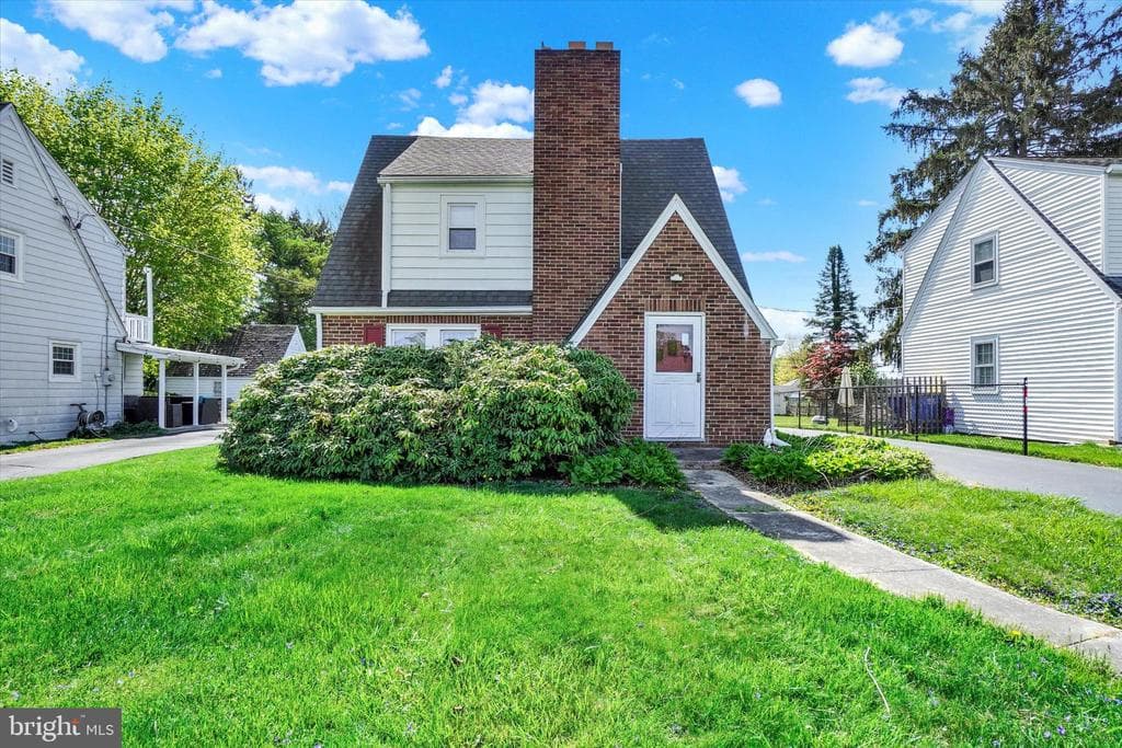 428 Edgehill Road photo 1