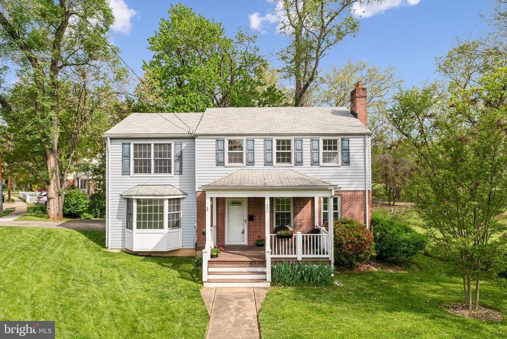 1000 Patrick Henry Drive photo 1