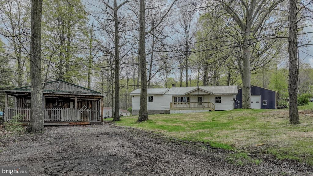 4376 Chestnut Ridge Road photo 1