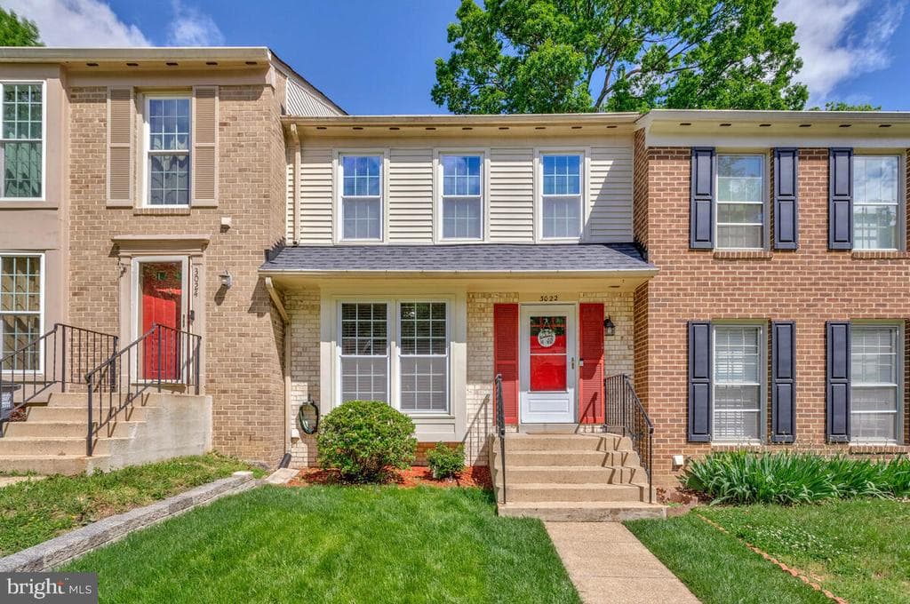 3022 Dunleigh Court photo 1