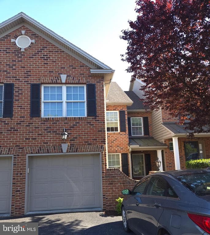 5150 Mendenhall Drive photo 1