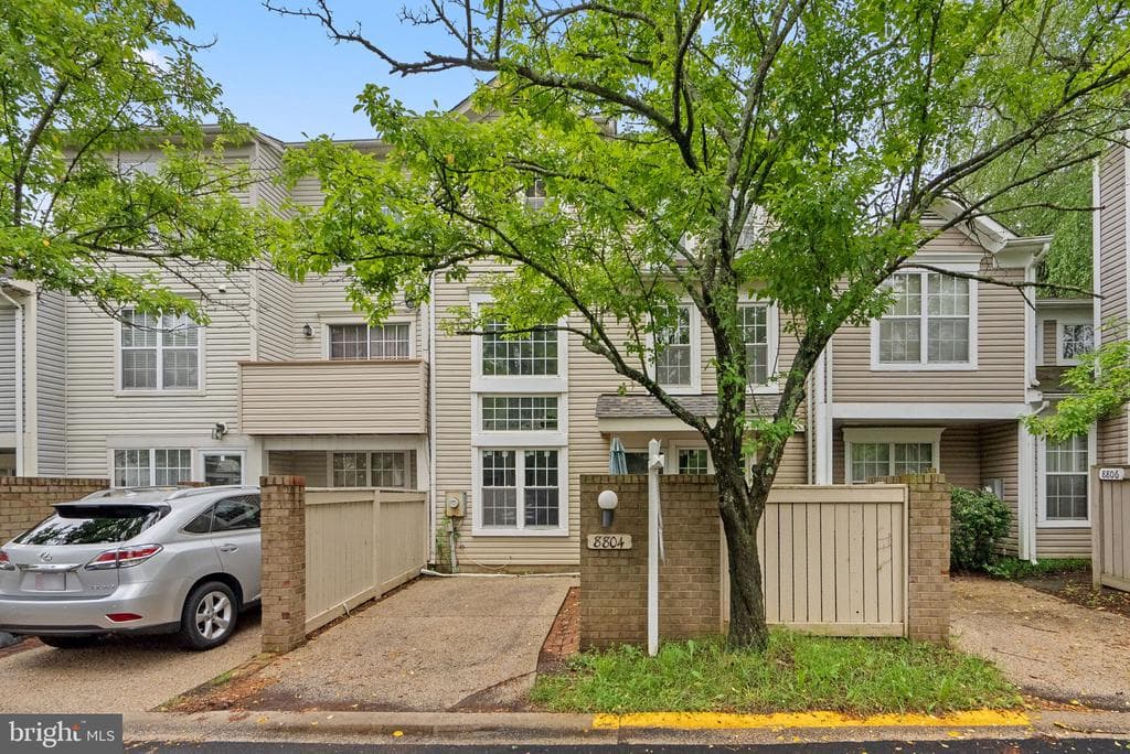 8804 Eskridge Court photo 1