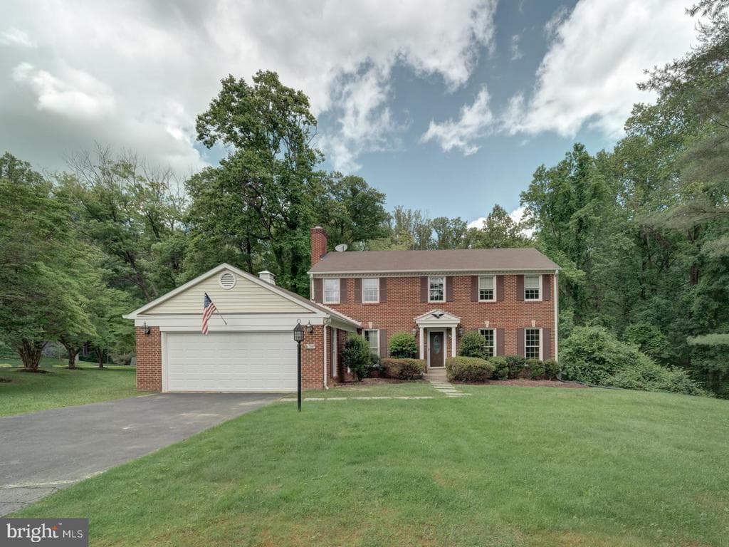 1203 Forestville Drive photo 1
