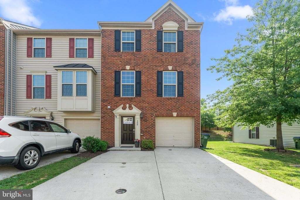 300 Brenton Road #14 photo 1