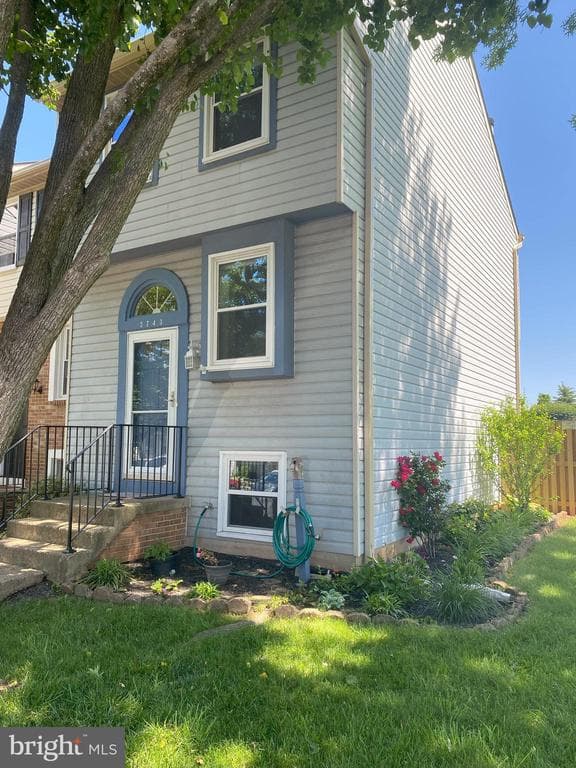 3743 Sudley Ford Court photo 1