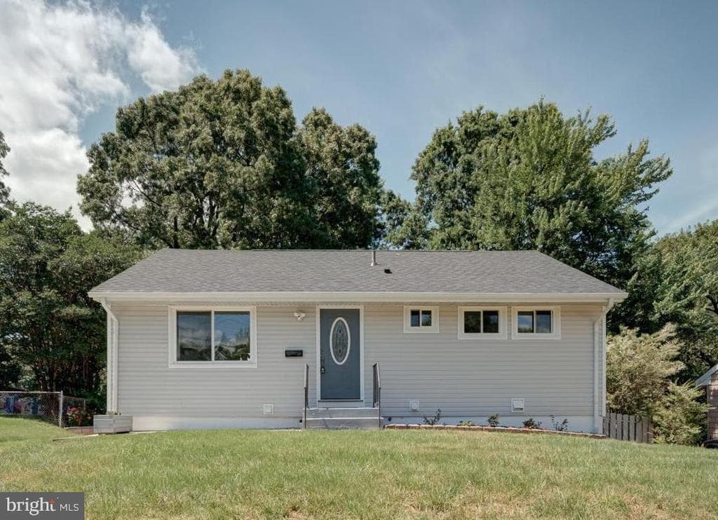 9014 Volta Street photo 1