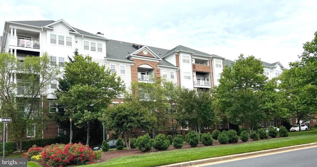 327 King Farm Boulevard #104 photo 1