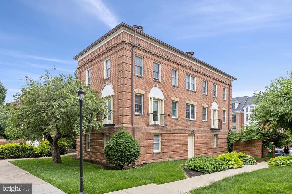 1119 N Pitt Street #2c photo 1