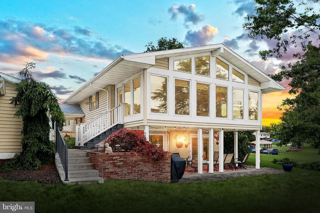 78 Heritage Drive photo 1