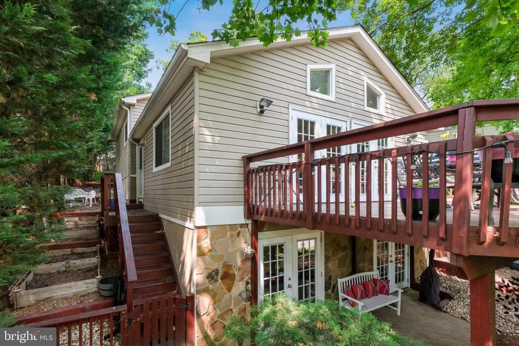 11213 Valley View Avenue photo 1