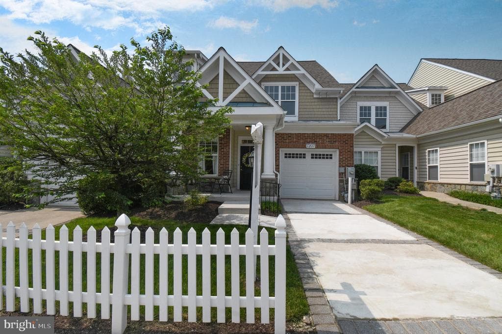 7207 Ivy Bank Road photo 1