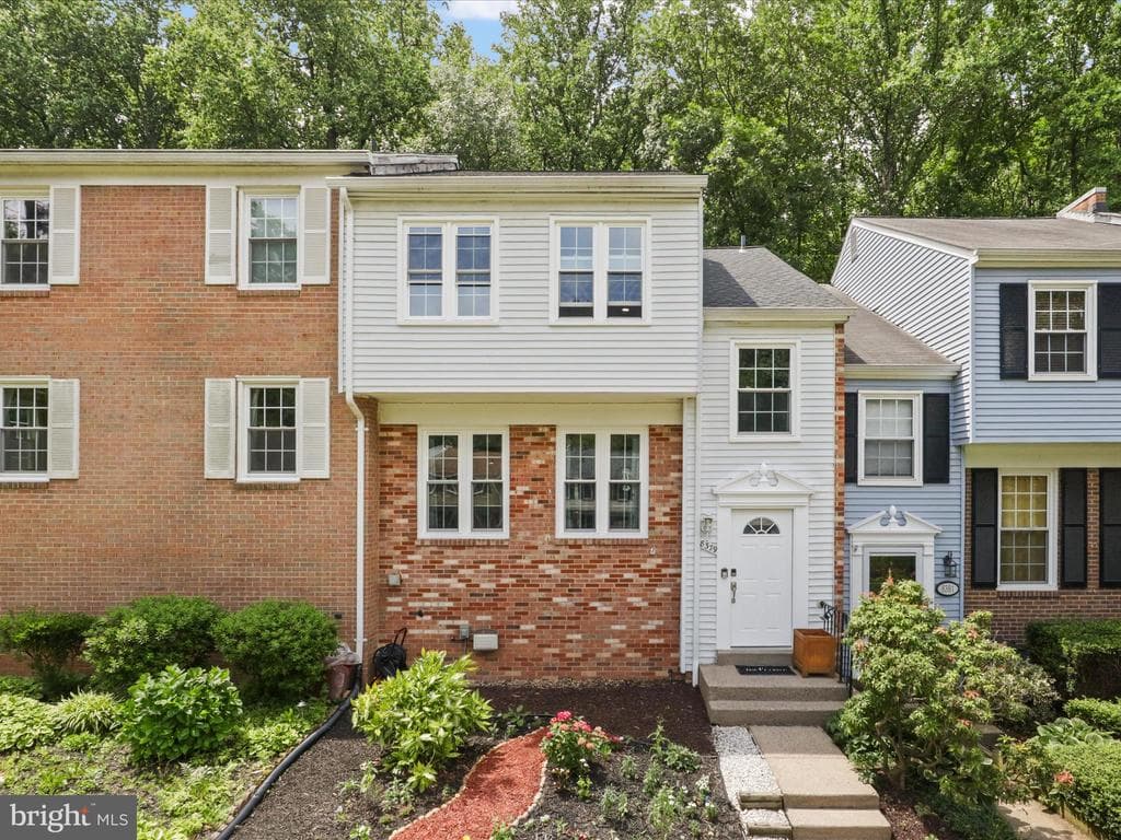 8379 Uxbridge Court photo 1