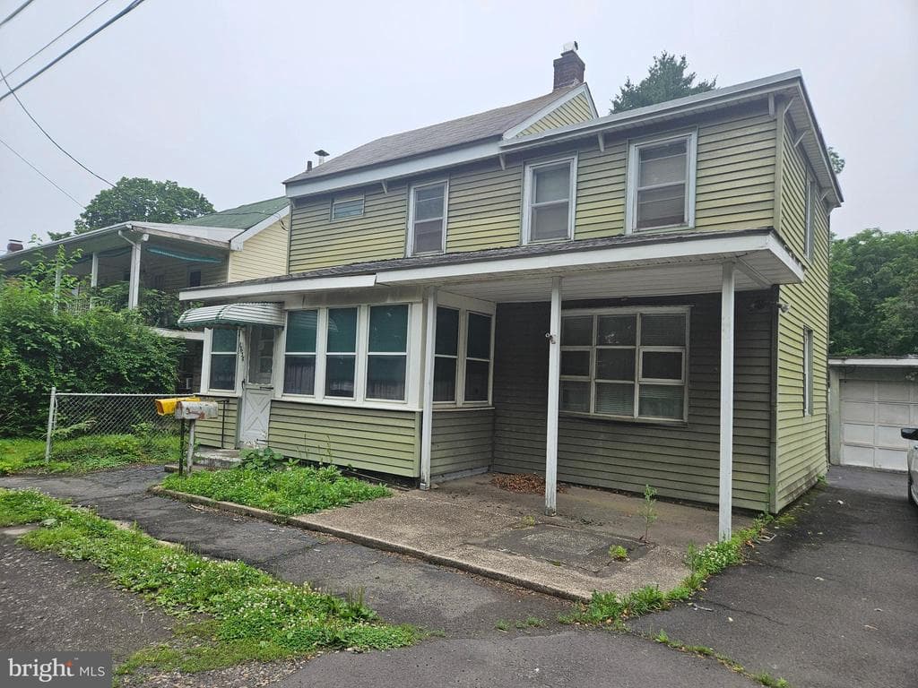 1638 Old Bristol Pike photo 1