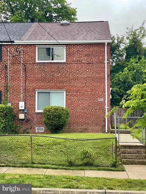 2301 Wyngate Road photo 1