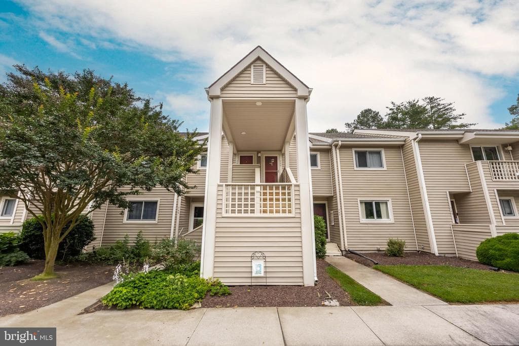753 Canvasback Court #204 photo 1