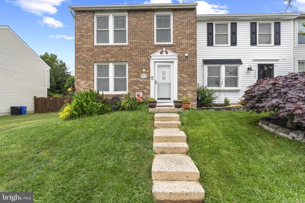 3210 Split Oak Court photo 1