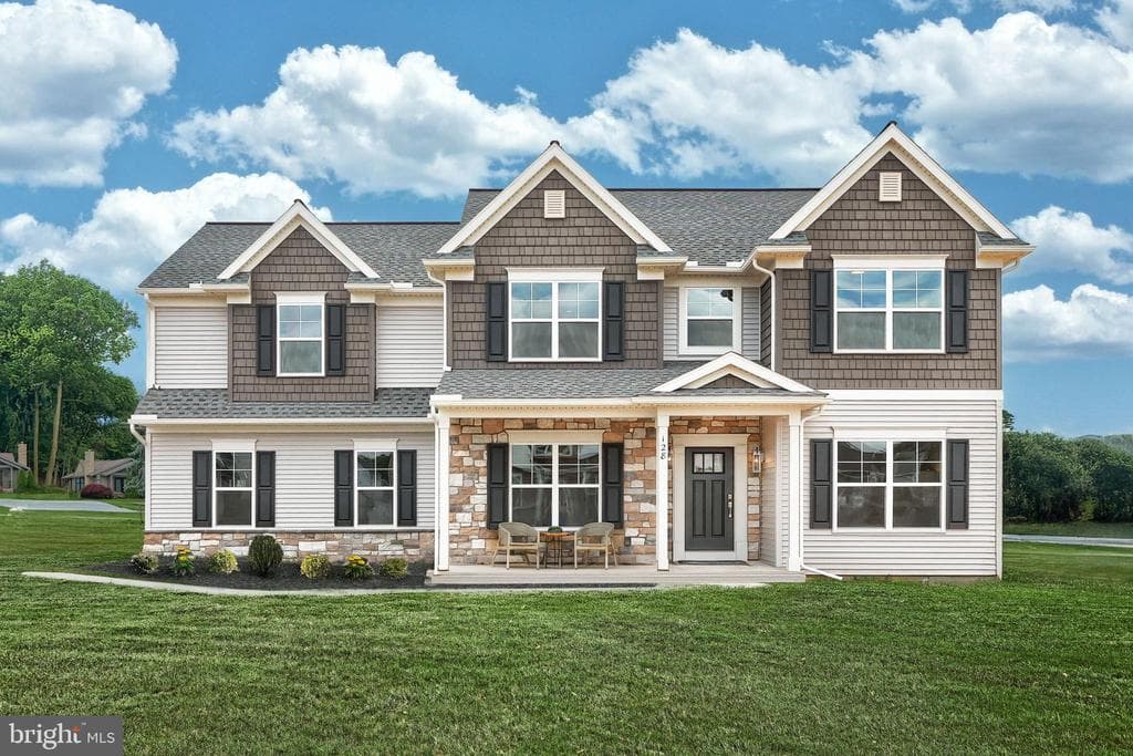 128 Forge Drive photo 1
