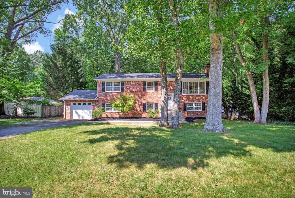 3077 Eutaw Forest Drive photo 1