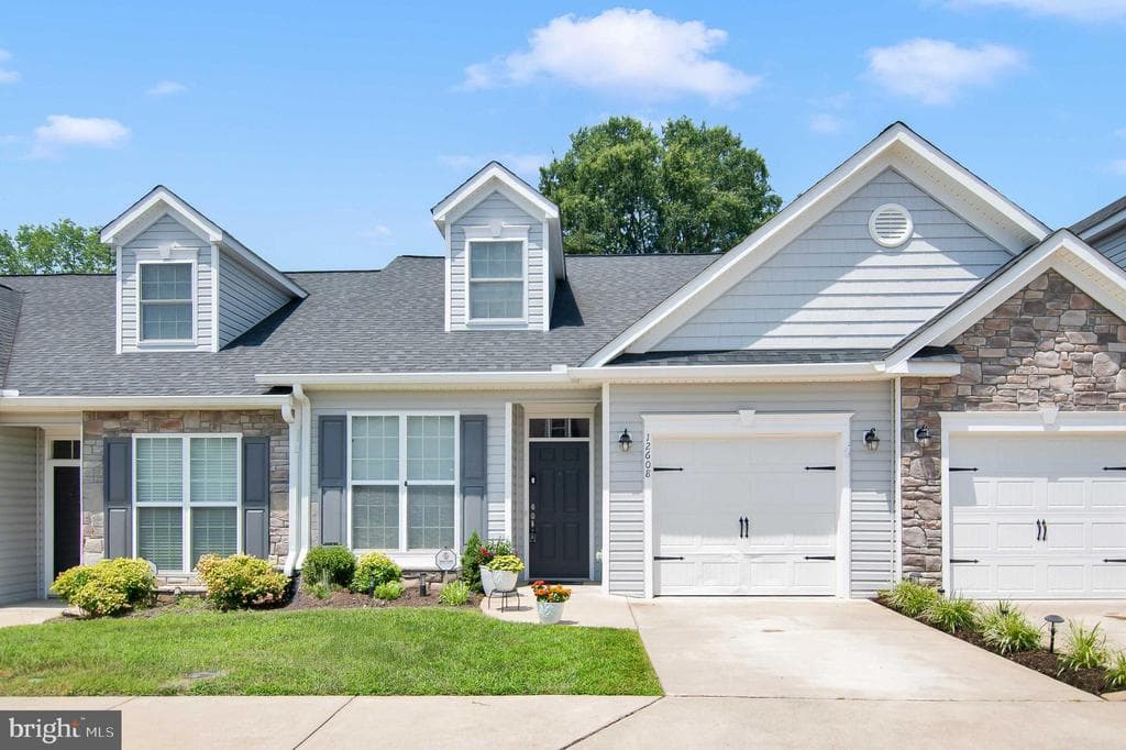12608 River Crossing Way photo 1