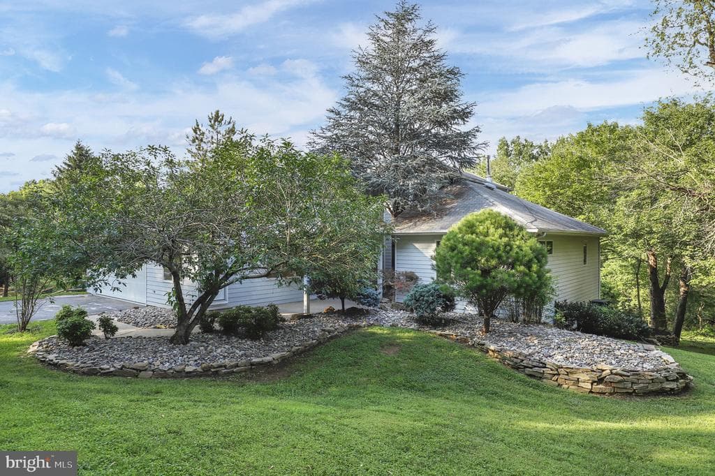 15606 Bushy Park Road photo 1